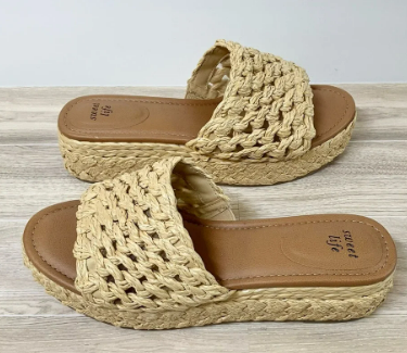 SWEET LIFE Raffia Platform Sandal Slides NEW Resort Vacation Preppy Beach Size 9