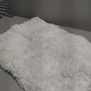 Disolla White Bathroom Rug 17x24 - Non-Slip Plush Small Bath Mat, Highly Absorbent & Ultra Soft Fluffy Floor Mat, Machine Washable for Shower and Tub