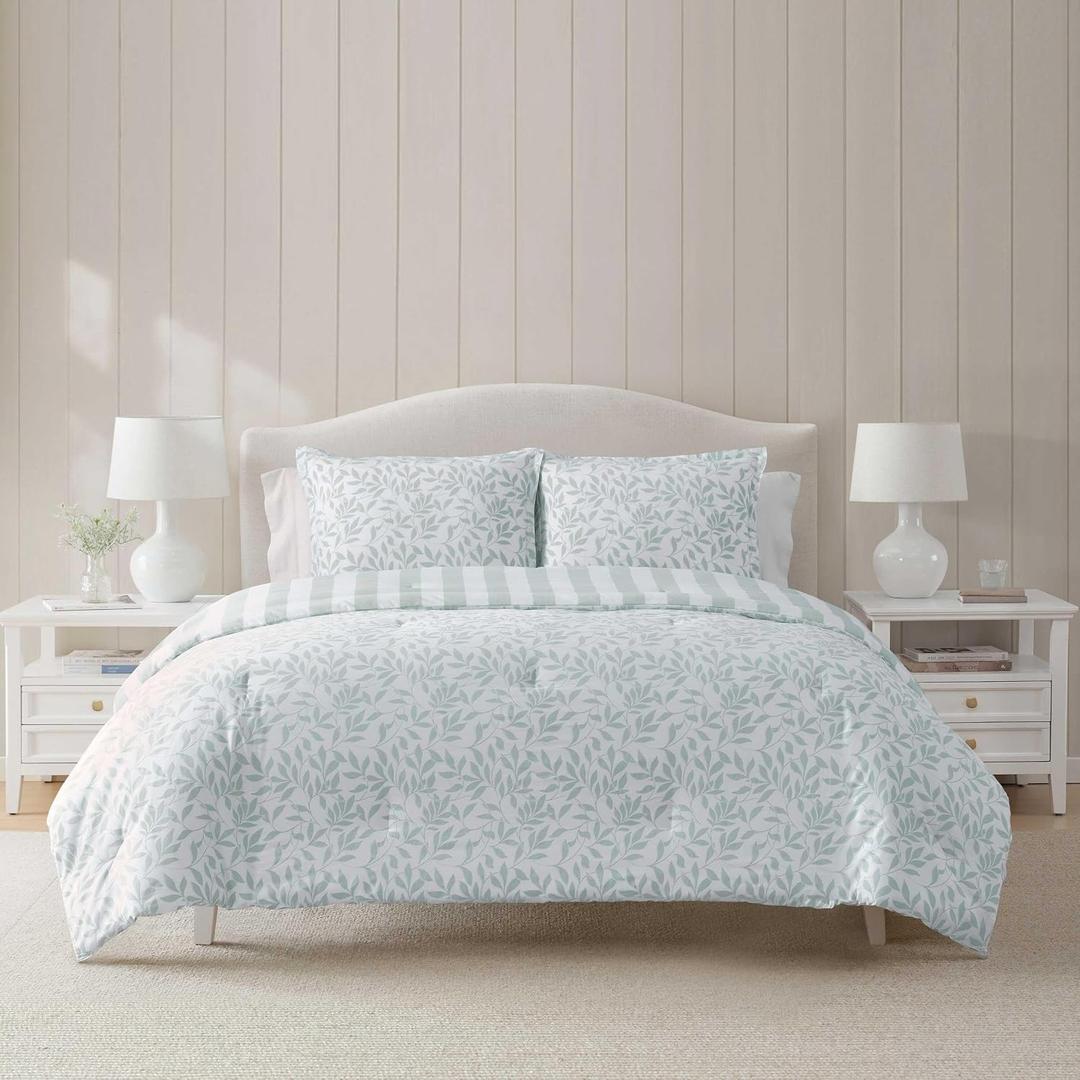 Martha Stewart - Queen Comforter Set, 100% Naturally Soft & Breathable Cotton Bedding, Lightweight for Year Round Comfort, 3 Piece Bed Set with Matching Pillowcases (Copper Vines Blue)