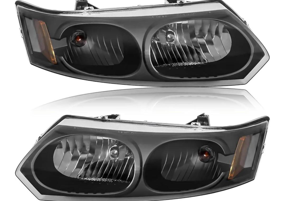 Headlight Assembly Compatible with Saturn Ion 2003-2007 Halogen Headlamp, OE-Style Head Lamp Replacement for GM2502231 GM2503231 15919399 15919400, Black Housing Amber Corner