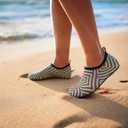 Metog Men Women Water Shoes Quick-Dry Aqua Socks Barefoot Slip-on for Beach Swim Sport Surf Yoga Exercise (8-8.5 Women/7-7.5 Men, Spiral Green)