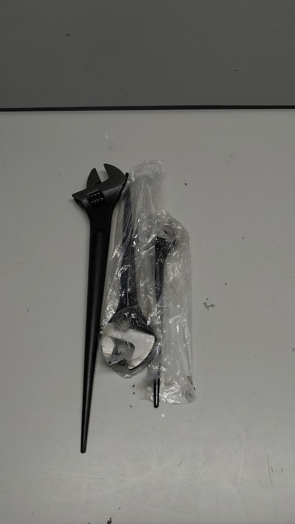 C&T 3-Piece Adjustable Spud Wrench and Pry Bar Set, Spud Wrench, Nail Puller, Claw Bar, Cats Paw Nail Puller, Universal Wrenches, 8In, 10In, 12In, CR-V, Suitable for Home Renovation and Woodworking