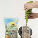 Wagner's 62067 Deluxe Treat Blend Wild Bird Food, 4 Pound (Pack of 1)