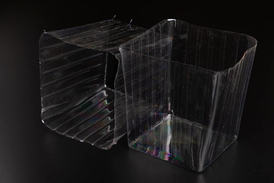 Clear Plastic Liner Inserts for Wood Boxes and Planters (5”x 5.75”) (Sell in Pack of 12) (to fit Square 6" Planter) (L060606)