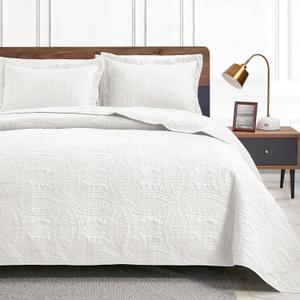 Love's Cabin California King Size Bedding Set - White Bedspreads, Lightweight Summer Quilt, Coin Pattern Coverlet for All Season - 3 Piece (1 Quilt, 2 Pillow Shams) (Cal King (118"x106"), Coin Pattern White)