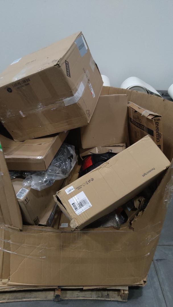 Pallet of Salvage Items 