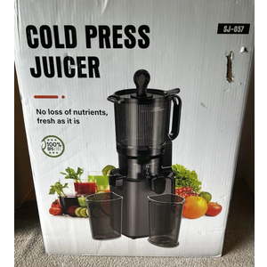 Cold Press Juicer SJ-057 With Large Feed Chute Slow Juicing Technology