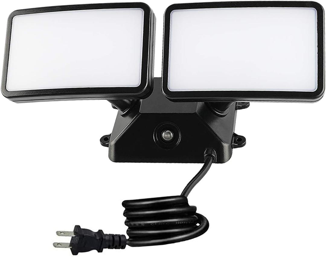 FAGUANGAO Dusk to Dawn LED Security Light,18W Plug in Flood Light Outdoor,5000k Daylight,1600lm, IP55 Waterproof,Adjustable 2 Heads Wall Light for Garage, Porch, Yard, Black,Street