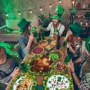 QZYL 50 PCS St Patricks Day Decorations, Large Oval Paper Plates, Green Disposable Plates Irish Lucky Shamrock Dinner Plates Tableware Dinnerware St Patrick's Day Party Supplies Table Decor