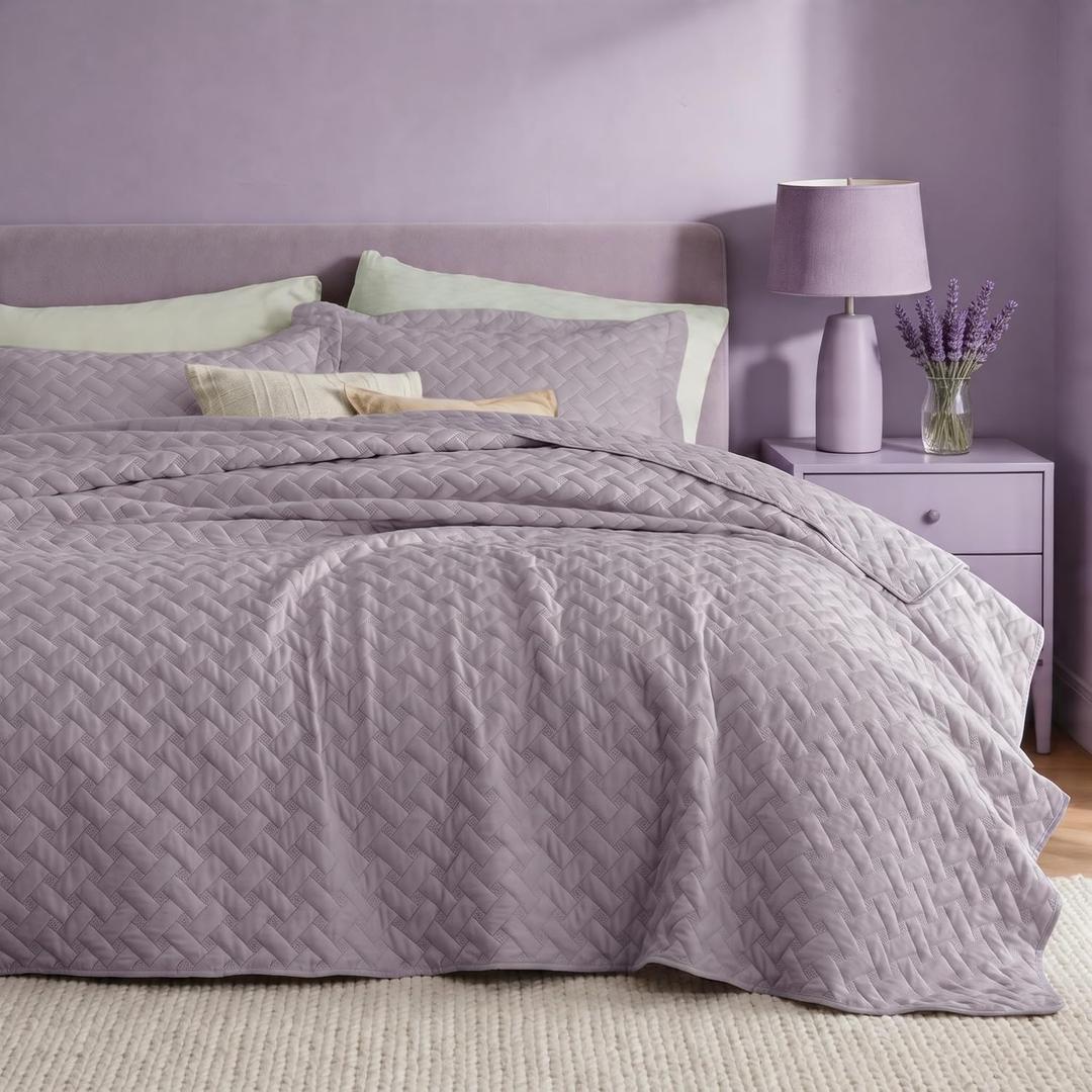 Bedsure Quilts Queen Size - Lightweight Bedspreads Queen Size with Basket Weave Pattern, Soft Quilt Bedding Set, Purple Comforter Set Coverlet for All Seasons with 2 Pillow Shams (90" x 96")
