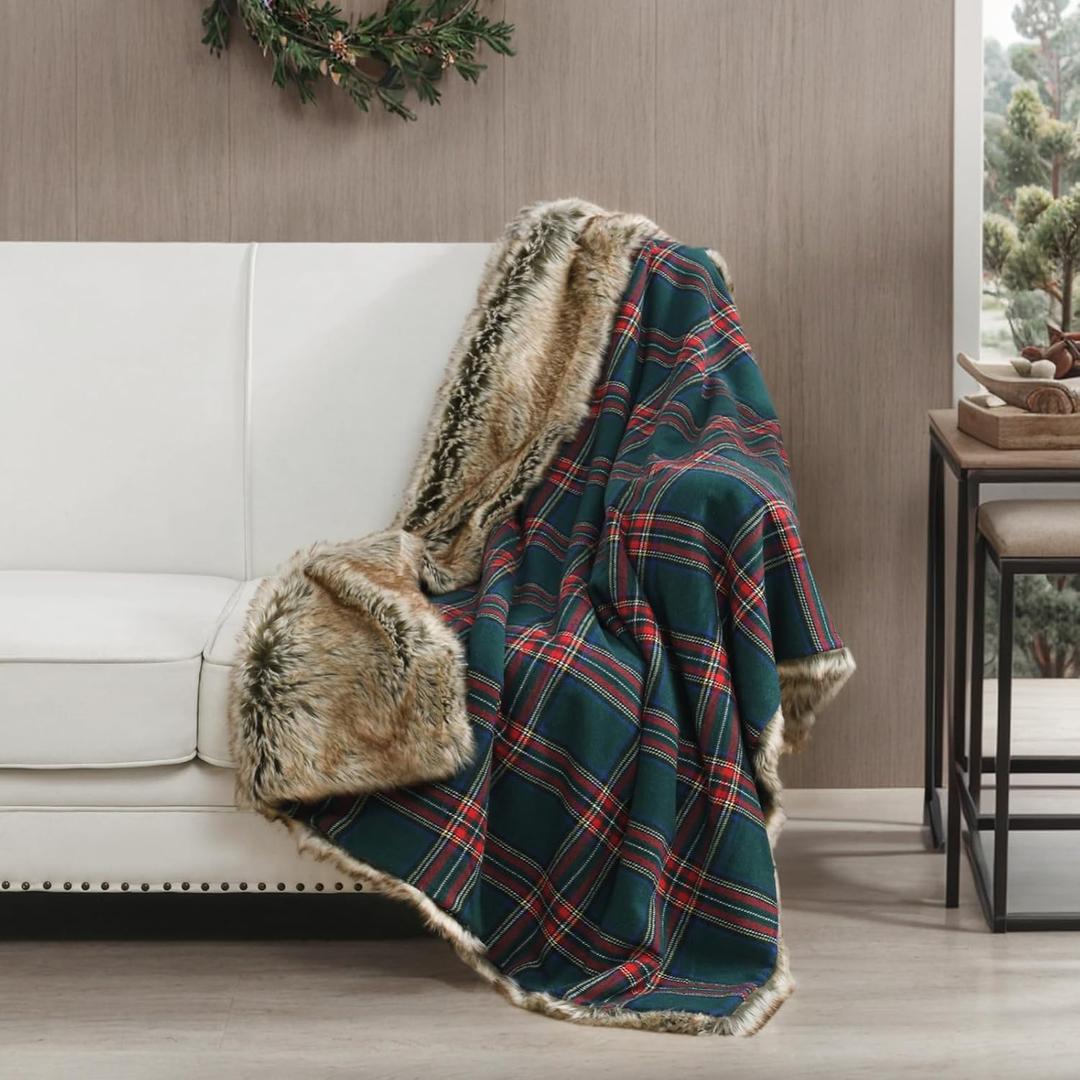 HORIMOTE HOME Luxury Plush Faux Fur Throw Blanket with Green Plaid Pattern, Super Warm, Fuzzy, Elegant, Fluffy Decoration Christmas Holiday Blanket for Couch, Armchair, Sofa and Bed, 60''x 80''