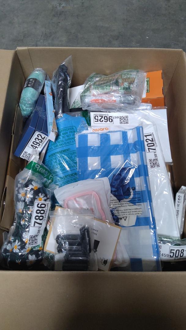 Box of Mixed Items
