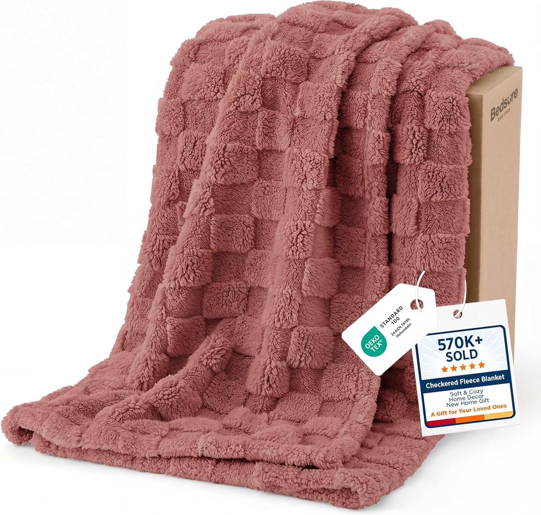 Bedsure GentleSoft Twin Blanket for Bed Dusty Pink - Super Soft Cozy Blankets for Women Kids Girls, Cute Fuzzy Fleece Throws for Bedroom Couch, 60x80 Inches