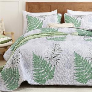 Dinjoy Sage Green Quilt Set Queen Size Floral Reversible Bedspread Coverlet Botanical Leaves Pattern Quilt Bedding Set, 3 Pieces Soft Microfiber Summer Bed Cover with 2 Pillow Shams