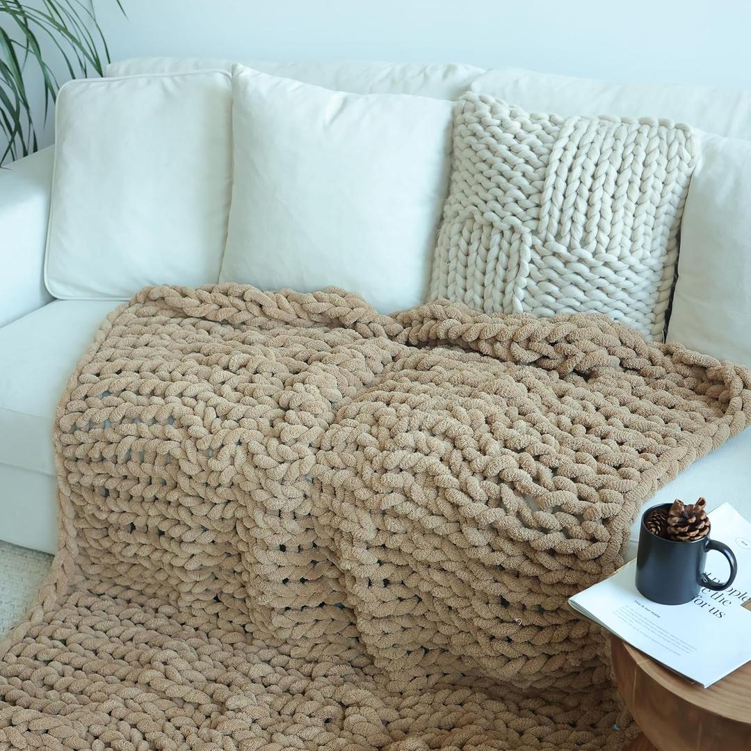 Maetoow Chenille Chunky Knit Blanket Throw 5060 Inch, Handmade Warm & Cozy Blanket Couch, Bed, Home Decor, Soft Breathable Fleece Banket, Christmas Thick and Giant Yarn Throws, Khaki