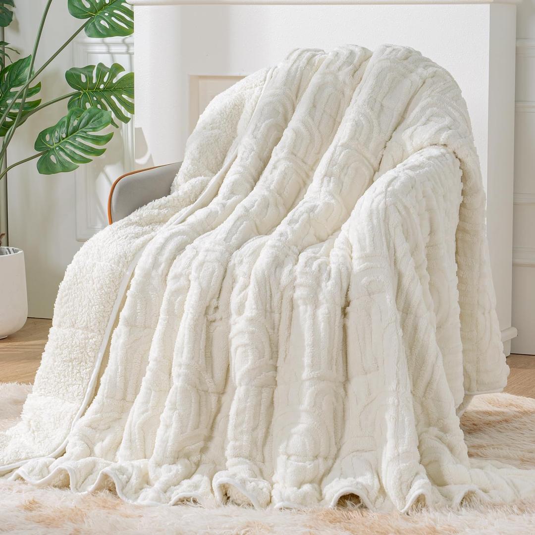 Sherpa Fleece Adult Weighted Blanket Great for Sleep, 15 lbs Dual Sided Soft Fuzzy Heavy Blankets for Couch Bed Sofa, Cozy Warm Arched Jacquard Throw for Winter (Cream White, 48" x 72", 15 Pounds)