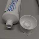 Sensodyne Extra Whitening Sensitive Teeth and Cavity Prevention Whitening Toothpaste, Cool Mint, 4 Ounces (Pack of 4), Best By December 2026