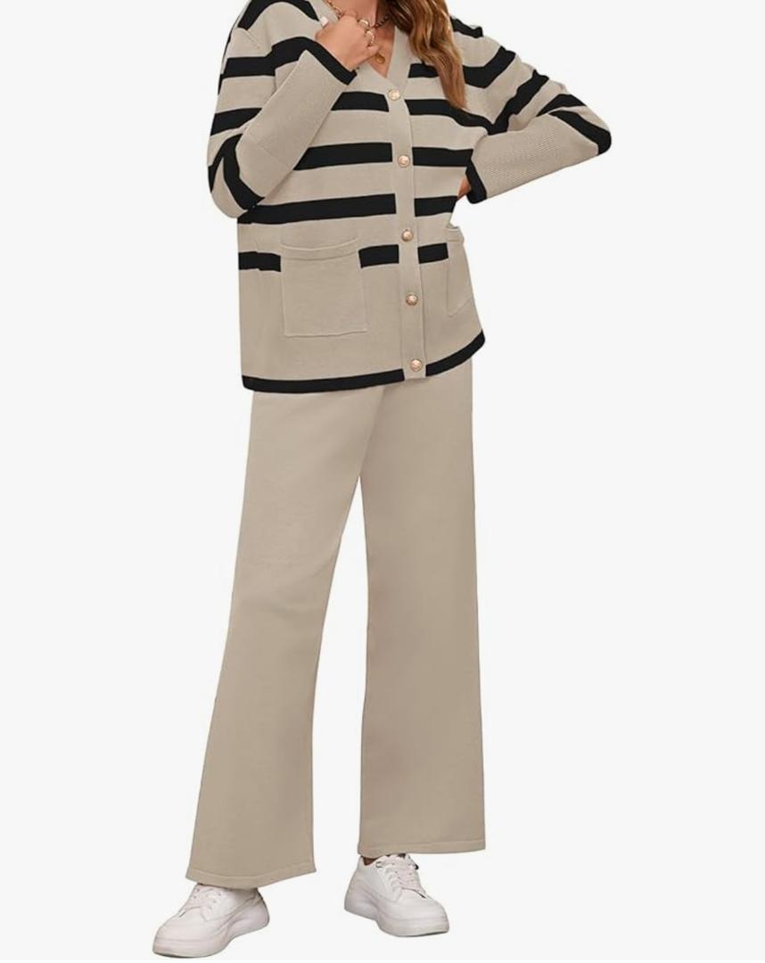 Viottiset Women's 2 Piece Outfits Stripe Sweatsuit Set Long Sleeve Button Sweatshirt Wide Leg Sweatpants Lounge Set XL