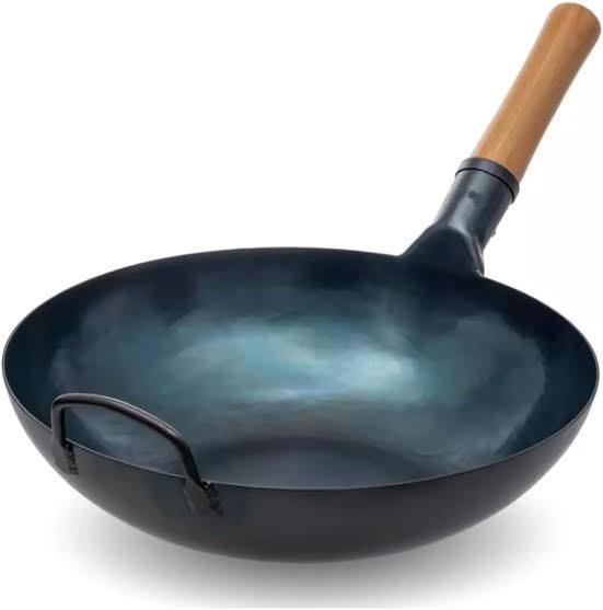36 cm Blue Carbon Steel Wok with Round Bottom
Blue Pre-Seasoned Pow Wok for Stir Fry, BBQ & Camping – Traditional Chinese Cookware – Gas Stoves & Open Fire Only