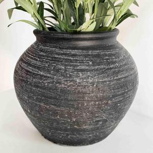 10'' Handmade Clay Black Rustic Textured VaseRustic Round Black Terracotta Farmhouse Vase (5.5'' Mouth)