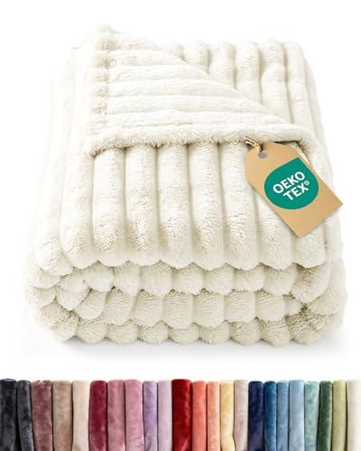 Super Soft Fleece Blanket Queen Size - Fleece Throw Blanket for Bed, Couch & Chair - Cozy, Warm & Breathable - All Season Fuzzy, Cute Decor, Microplush Bedding for Women, Men and Teens - 90x90, Ivory