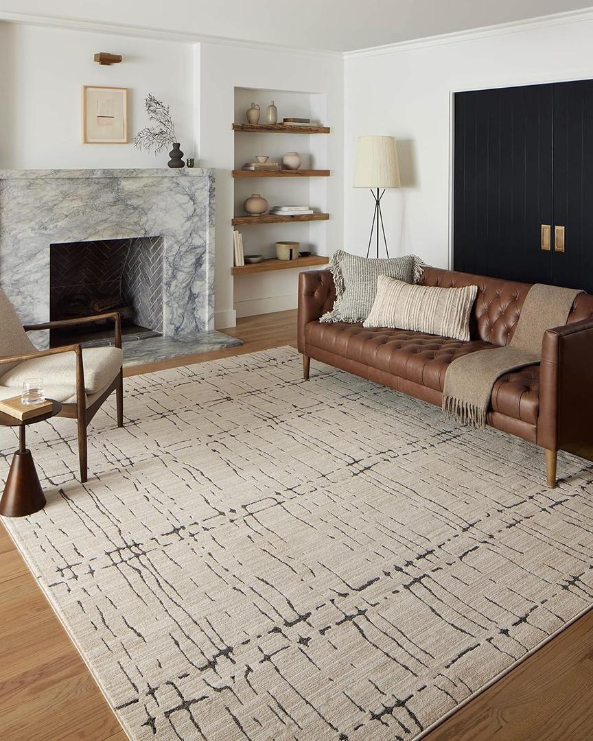 Loloi Darby Collection DAR-06 Sand/Dk. Grey 5'-3" x 7'-6" Area Rug