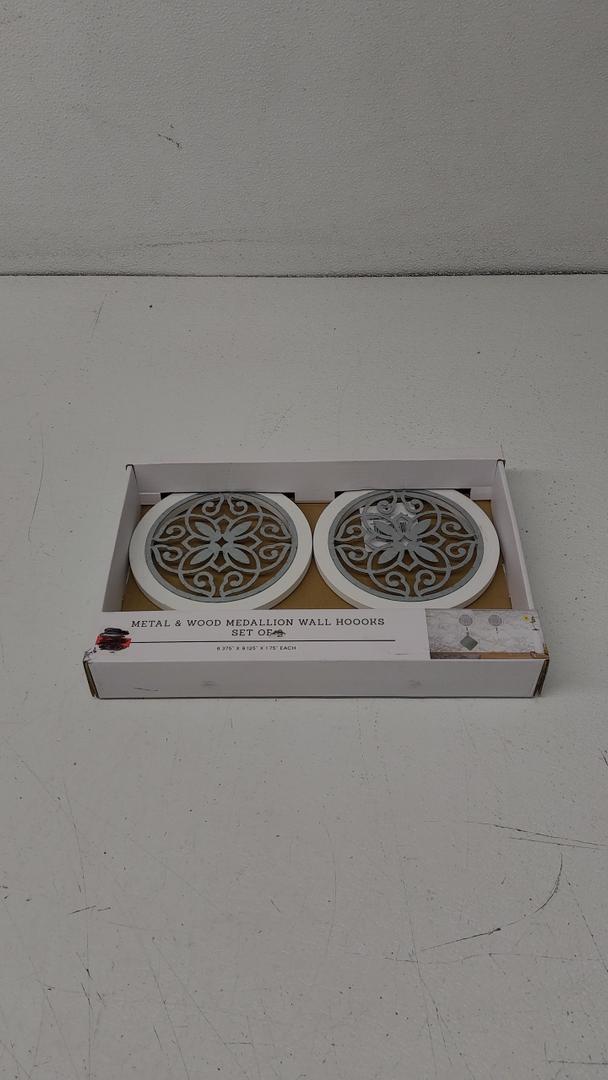 Metal & Wood Medallion Wall Hooks 6.374"x9.125"x1.175"