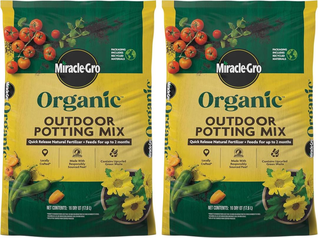Miracle-Gro Organic Outdoor Potting Mix - Plant Soil for Outdoor Container Plants, Contains Quick-Release Natural Fertilizer, OMRI Listed, 16 qt. (2-Pack) (EXP 02/02/28)