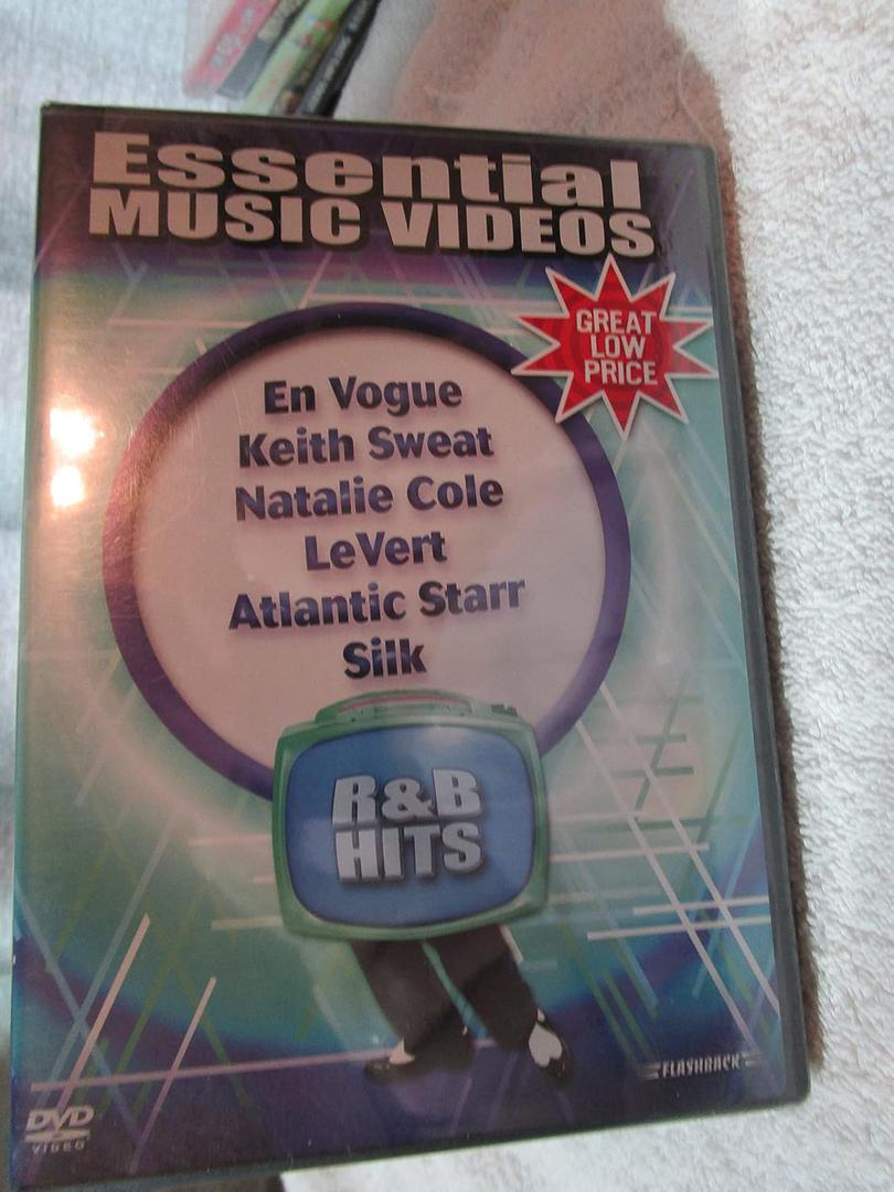 Essential Music Videos: R&B Hits [DVD]
