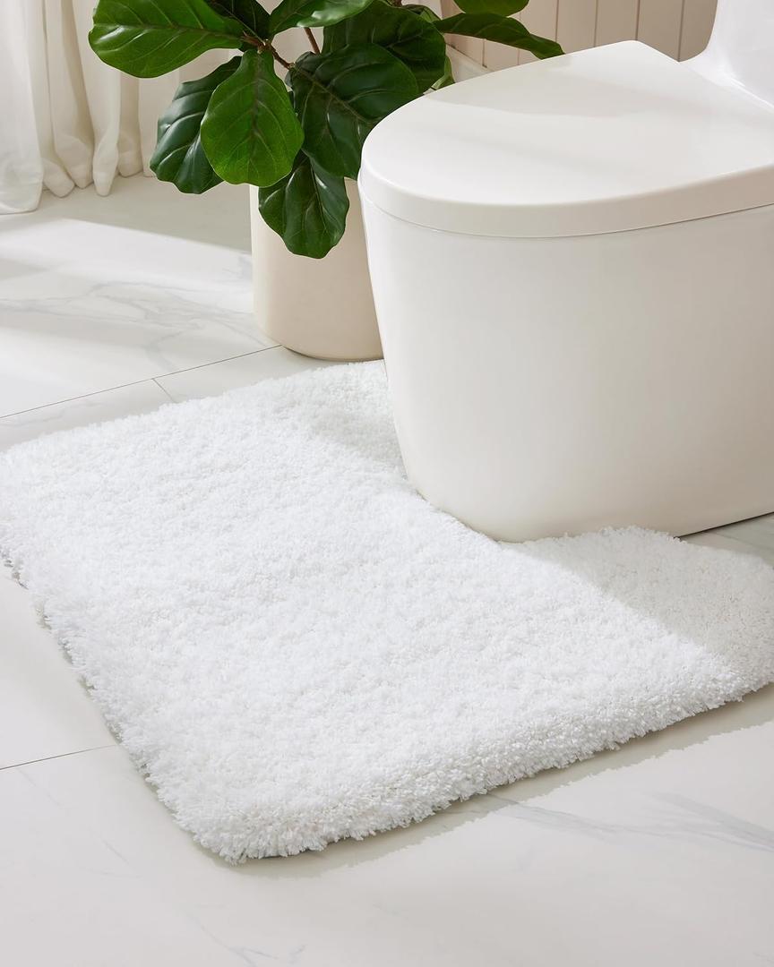 ILANGO White Toilet Rugs U Shaped 22" 24" Non Slip & Super Absorbent Extra Thick Soft, Washable Bath Mats for Bathroom Floor, Microfiber Plush Shaggy Contour Bath Rugs for Toilet,Dry Quick, 1'10" X 2'
