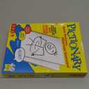 Mattel Games Pictionary Family Board Game for Kids, Adults and Game Night for 2 Teams with Erasable Markers, Boards and Sand Timer