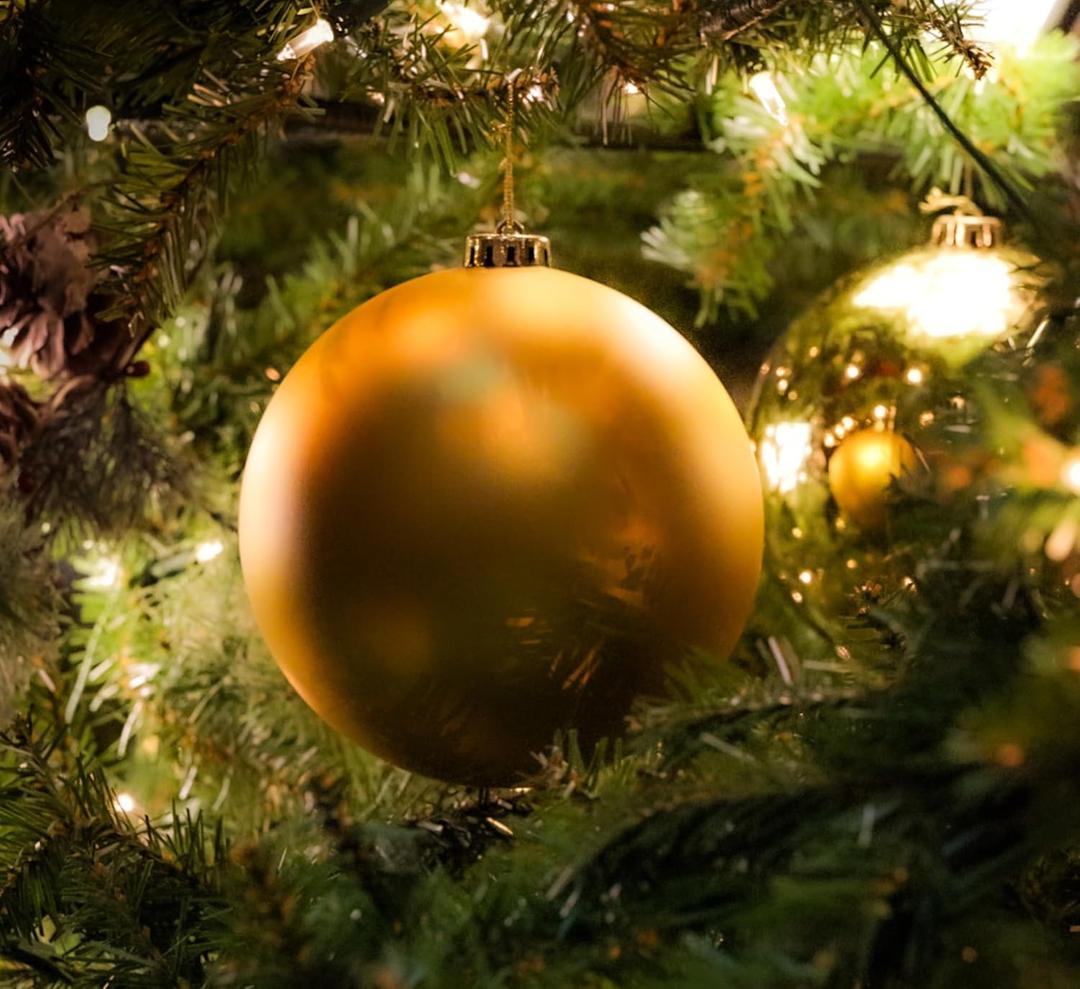 Christmas Ball Ornaments Set - 8 Inch, Extra-Large Giant Hanging (Gold Matte)