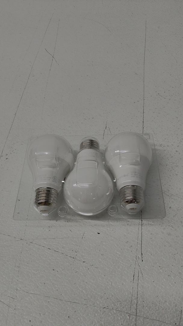 LED Light bulb, 3 pack