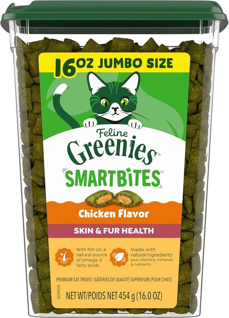 Greenies Cat Treats, Feline Smartbites, Skin & Fur Health, Crunchy and Soft Cat Treats, Chicken Flavor, 16 oz. Tub (EXP 09/01/27)
