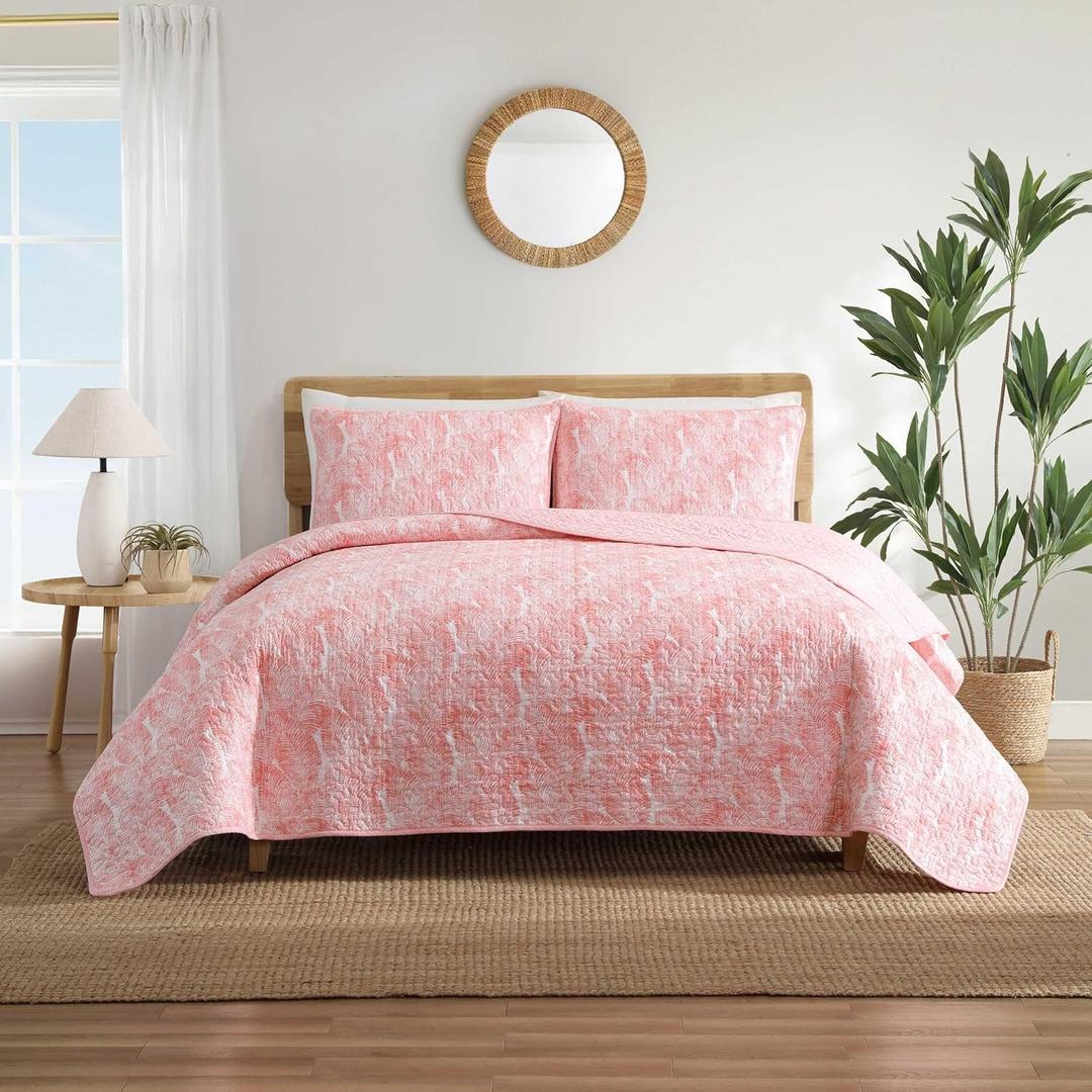 Tommy Bahama - Quilt Set, Super Soft Bedding with Matching Shams, Vibrant Coral Fern Design with Reversible Texture, Premium Home Essentials (Distressed Water Leaves Coral, Full/Queen)