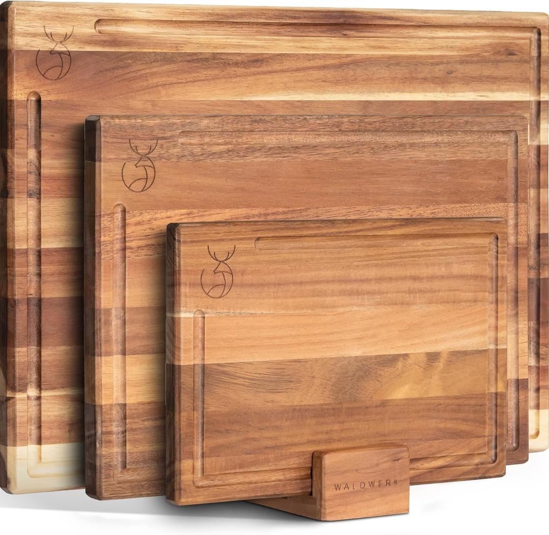 WALDWERK Cutting Board Set (15.75 x 12/13 x 9.5/10 x 7 in) out of Solid Acacia Wood - 0,8 in Thick Cutting Boards for Kitchen - Wood Cutting Boards - Wooden Chopping Boards for Kitchen, 17.3"L x 3.9"W