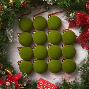 Brightown 15 Pcs Green Velvet Christmas Balls, 3.15 Inch Velvet Ornaments for Christmas Tree, Christma Tree Flocked Ornaments Balls for Family Holiday Wedding Party Xmas Hanging Decoration