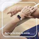 Fitbit Luxe Soft Gold Stainless Steel Case & Lunar White Band