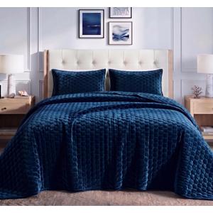 Tribeca Living Velvet King Quilt Set - Three-Piece Honeycomb Stitch Bedding, Super Soft 260GSM Velvet, Oversized Quilt and Two Sham Pillowcases, Navy Blue