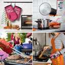 Funny Women Bakrs Cooking and Baking BBQ Kitchen Gadgets with Heat Resistant Silicone Non-Slip, Baking Queen Oven Mitts Set of 2, Gifts for Bake Lover Mom Wife Sister BFF Cake Shop Colleague