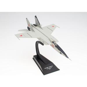 OPO 10 - 1/100 Military Fighter Aircraft Compatible with MiG-25RBT FOXBAT B Russian Air Force 2012 - CP28