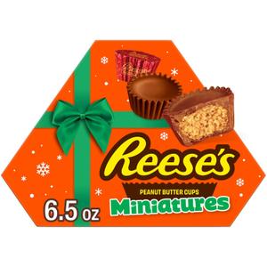 REESE'S Miniatures Milk Chocolate Peanut Butter Cups, 6.5 oz Box (EXP 06/30/26)