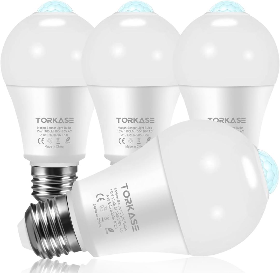 Motion Sensor Light Bulbs, 13W (100Watt Equivalent), Motion Activated Dusk to Dawn Security LED Bulb, 5000K Daylight, Energy-Efficient, for Indoor and Outdoor Lighting, Porch, Stairs, Hallway, 4 Pack