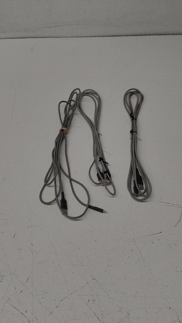 Two Cables USB to USB-C, One USB to Lightning – Charging Cords, 3 Pack