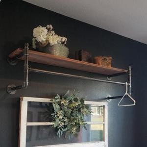 Industrial Pipe Clothing Rack Wall Mounted with Real Wood Shelf,Pipe Shelving Floating Shelves Wall Shelf,48in Retail Clothes Racks Display Rack (1-Layer)