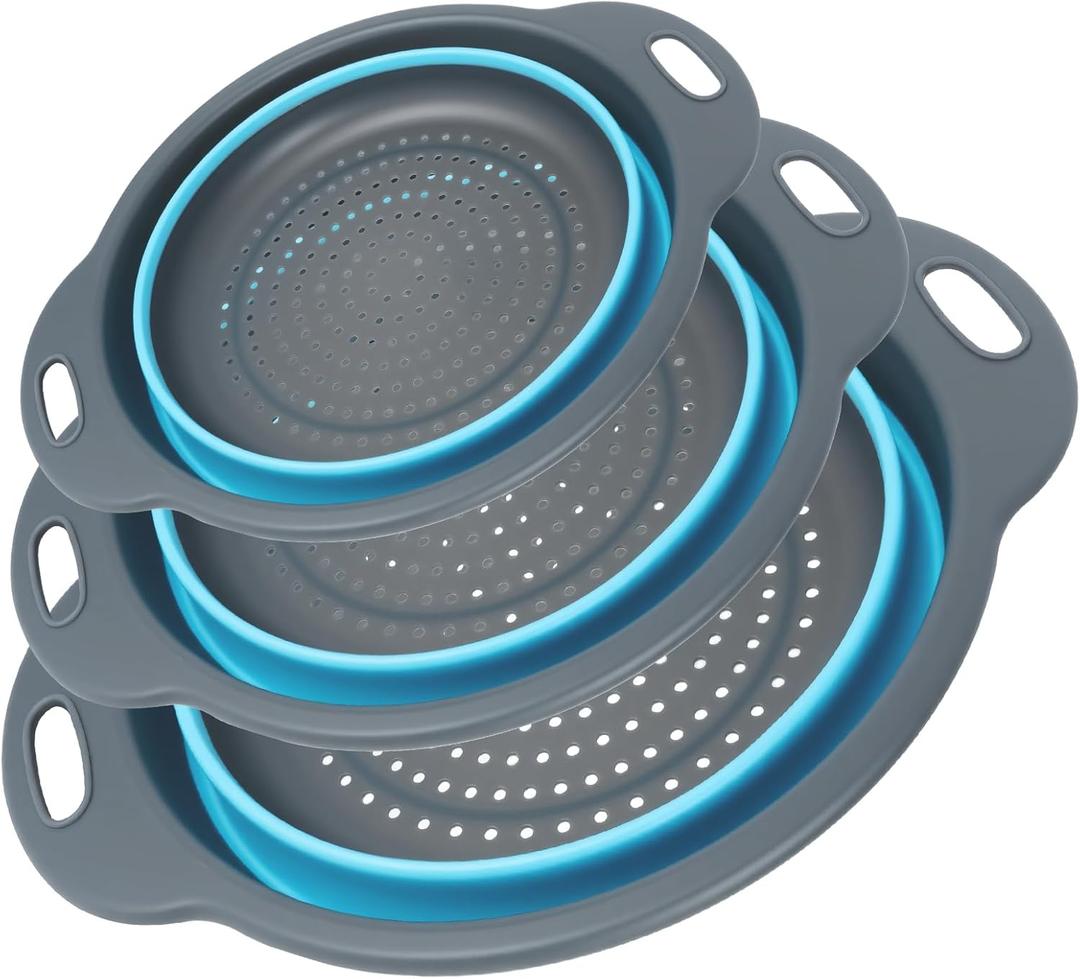 Collapsible Colander 3-Pack Set Space-Saving Foldable Kitchen Strainer with Non-Slip Base Durable Thickened PP+TPE Collapsible Strainers for Pasta, Vegetables, Fruits (Gray-Blue)