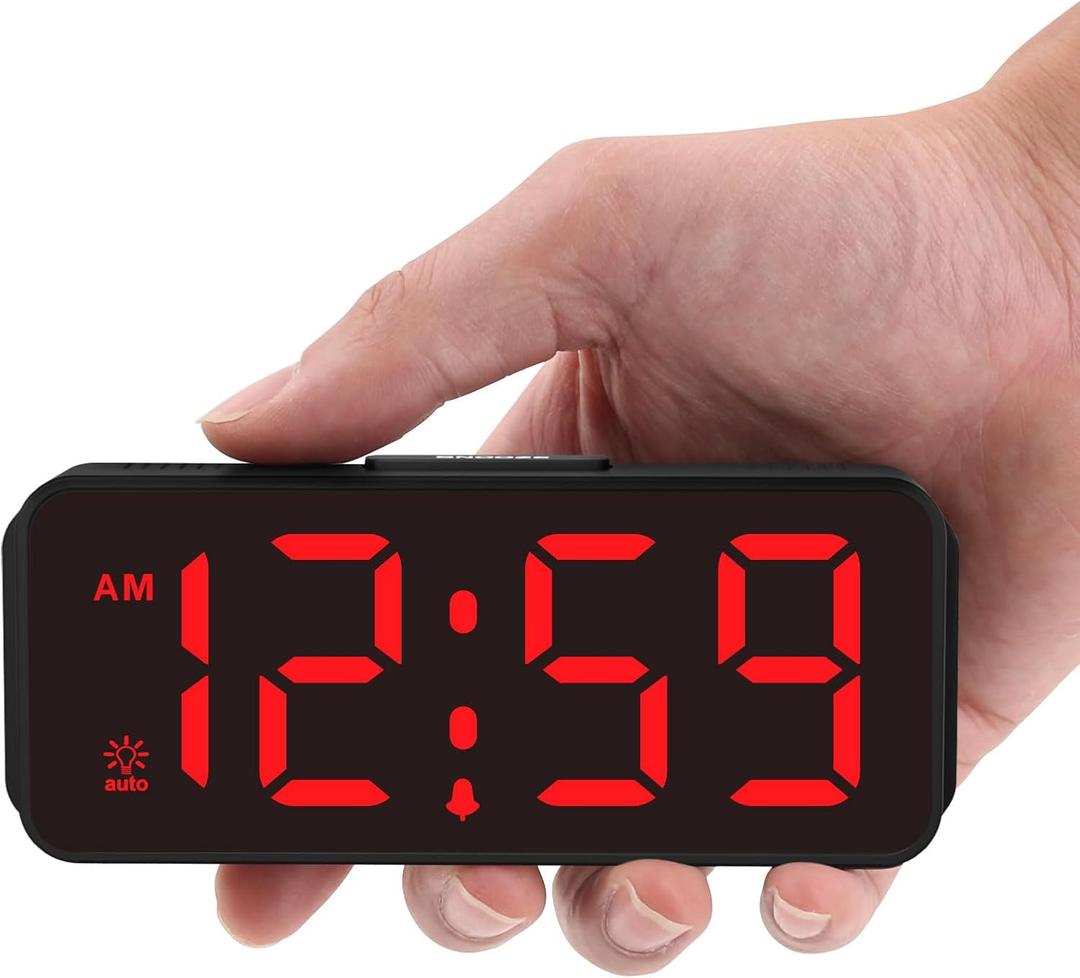 Peakeep Small Battery Powered Digital Alarm Clocks for Bedrooms Bedside, Cordless Tiny Travel Portable Desk Clock, Large Numbers Auto Dimmable, LED Display 4 Dimmers, 5 Alarm Volumes
