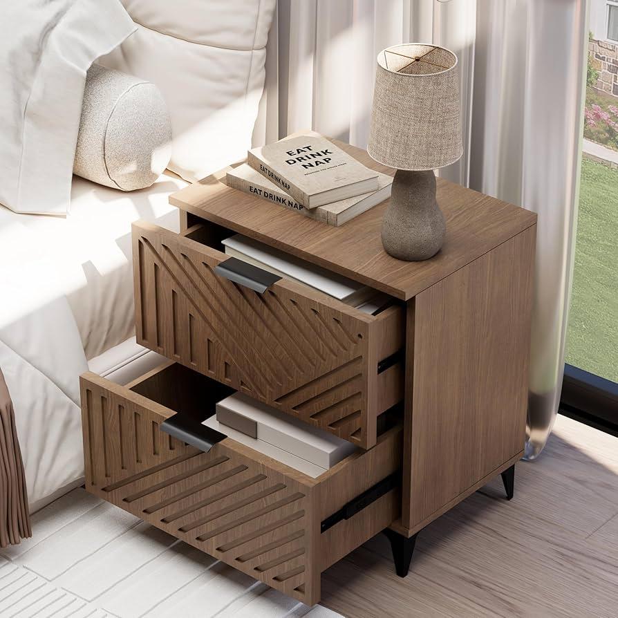 Chilihom Nightstand with 2 Drawers Night Stand with Fluted Panel, Modern Bedside Table for Bedroom, Wood End Table Side Table Small Storage Cabinet, Brown