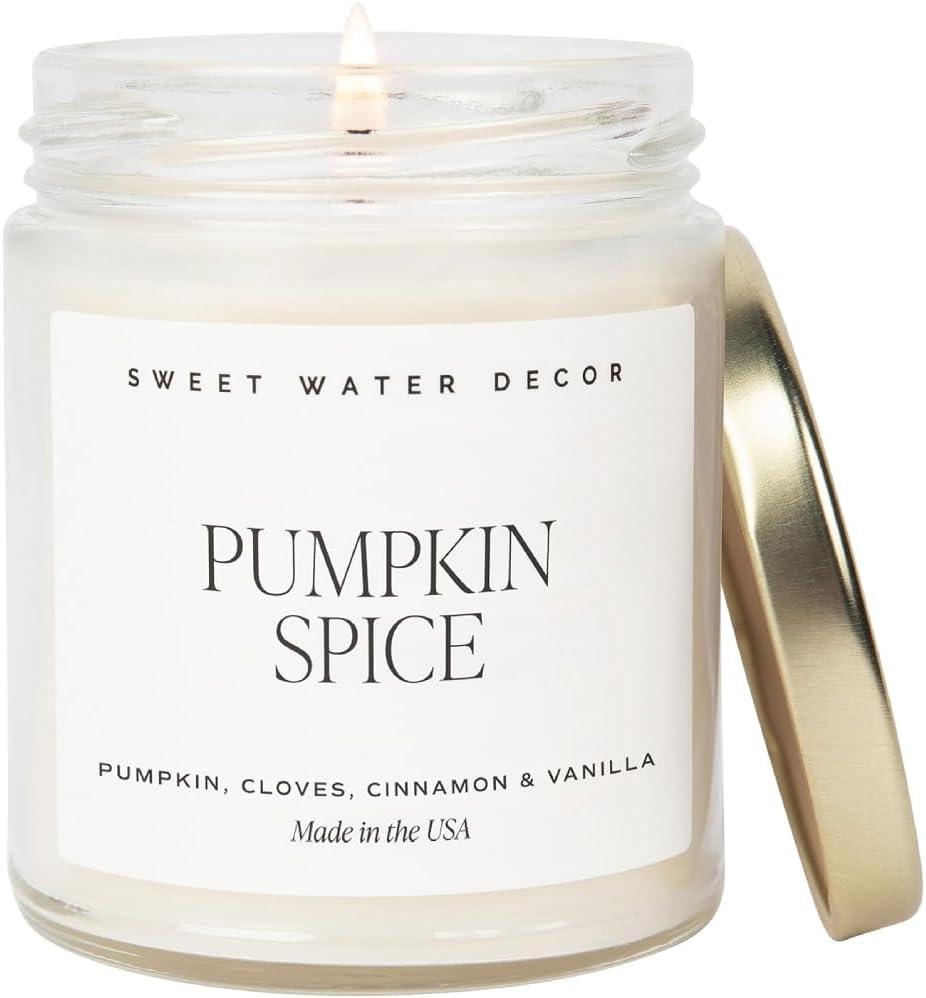 Sweet Water Decor Pumpkin Spice Candle - Fall Candles with Pumpkin, Clover, Cinnamon & Vanilla Scent for Home - Autumn Candle with 40 Hours Burn Time - 9Oz Gold Lid Clear Jar Pumpkin Soy Candles (Text Label)