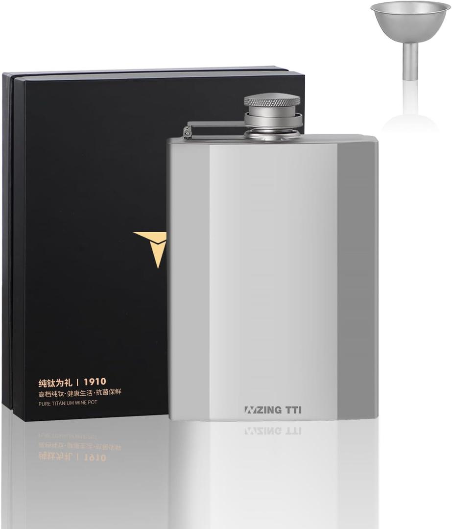 Titanium Hip Flask,Ultra-Light Outdoor Camping Flat Liquor FlaskSeal Alcohol,Whiskey Wine FlagonGift Box Packaging, Suitable for Daily Use, Outdoor Travel. (500ML)